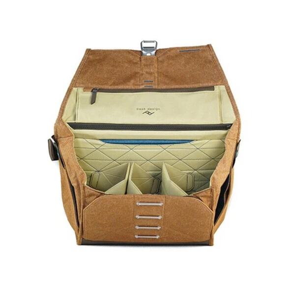 NEW Peak Design Everyday Messenger Bag 15" V1 Discontinued Color Heritage Tan - Picture 2 of 12